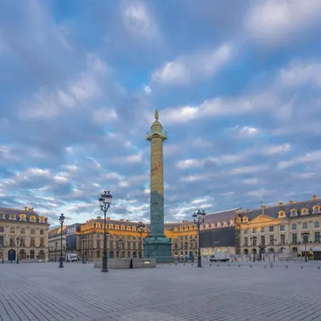 Appartement De Luxe Et De Gamme Au Cœur De