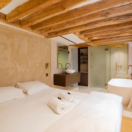 De Luxe Et De Gamme Au Cœur De Appartement *